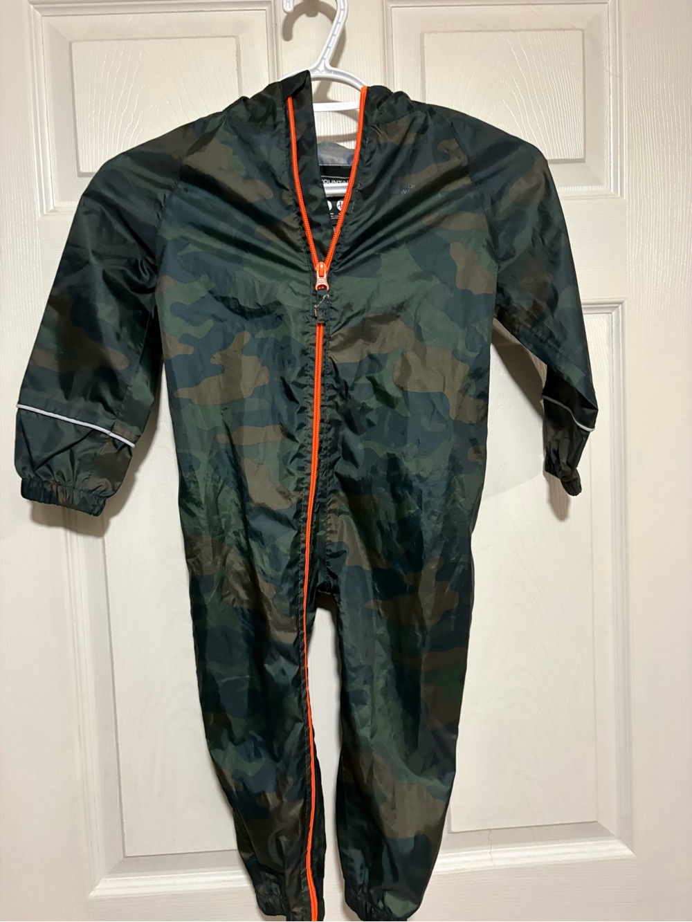 Kids Camo One-Piece Rain Suit with Bright Orange Zipper